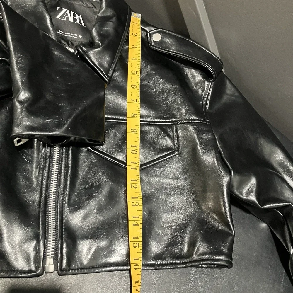Zara Faux Leather Jacket Womens Medium Black Cropped Zip Utility Moto Shacket